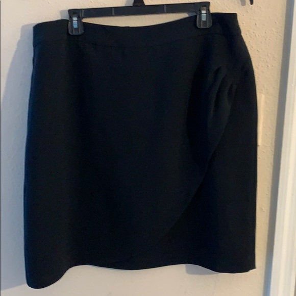 Tahari Navy Suit - Picture 6 of 9